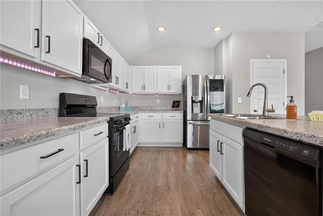 19341 Belford Street, Spring Hill, KS 66083