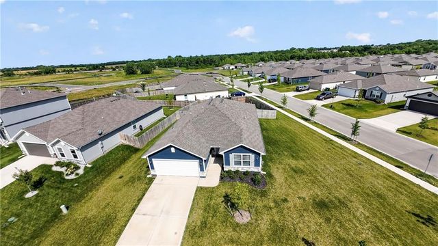 19341 Belford Street, Spring Hill, KS 66083