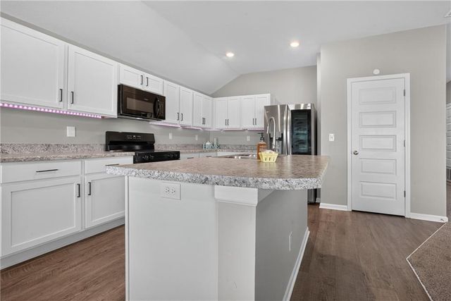 19341 Belford Street, Spring Hill, KS 66083