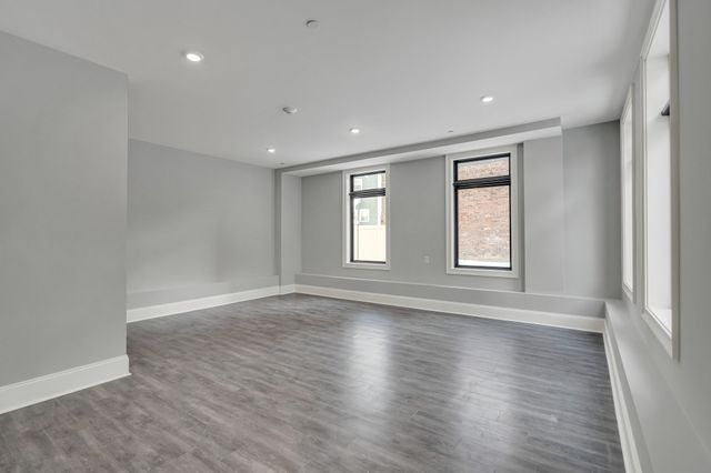 120 Brookside C3, Boston, MA 02130