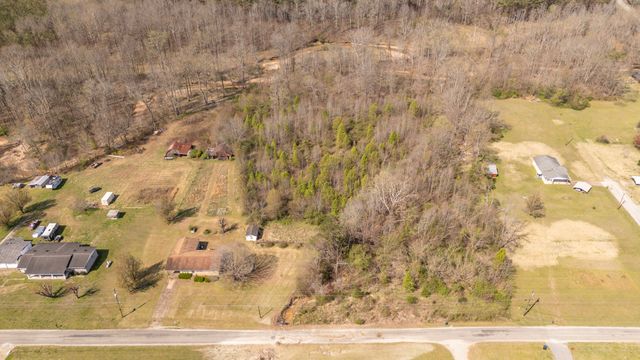 5062 Sunny Acres Dr, Waynesboro, TN 38485