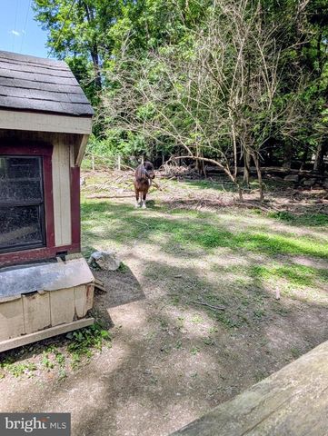 5827 LINCOLN HWY, Gap, PA 17527