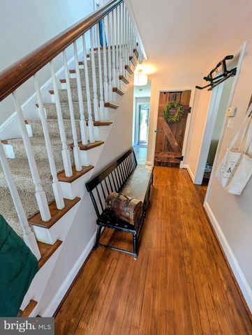 5827 LINCOLN HWY, Gap, PA 17527