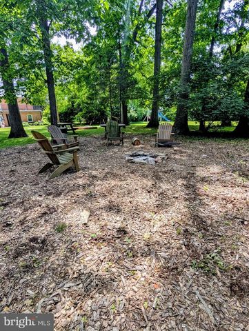 5827 LINCOLN HWY, Gap, PA 17527
