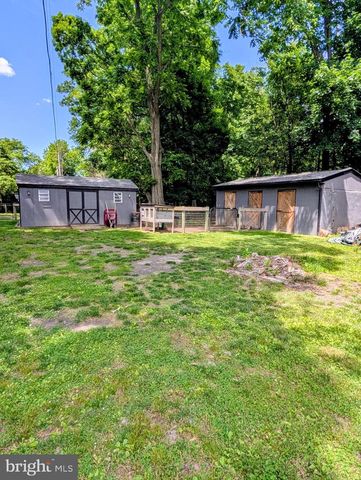 5827 LINCOLN HWY, Gap, PA 17527