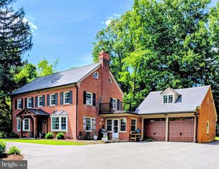 5827 LINCOLN HWY, Gap, PA 17527