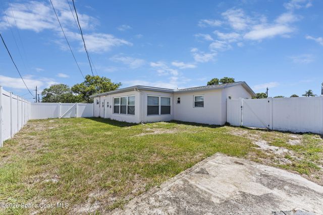 676 Ixora Drive, Melbourne, FL 32935