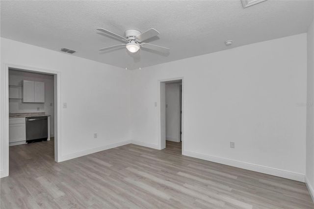 658 NE 39TH COURT, Ocala, FL 34470