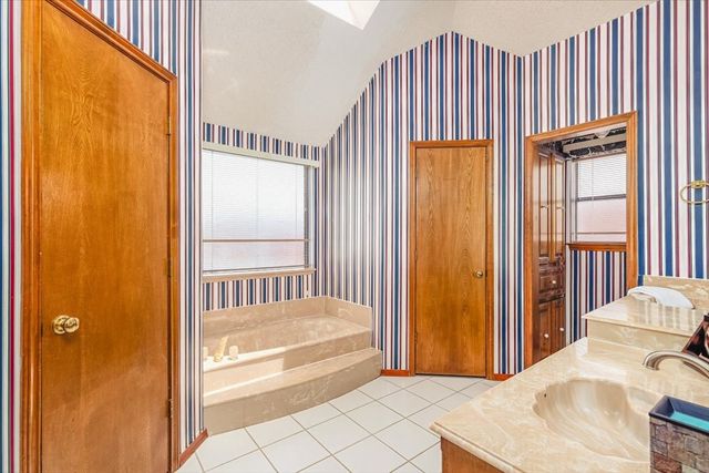 902 N Allen Heights Drive, Allen, TX 75002