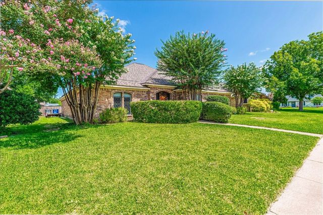 902 N Allen Heights Drive, Allen, TX 75002