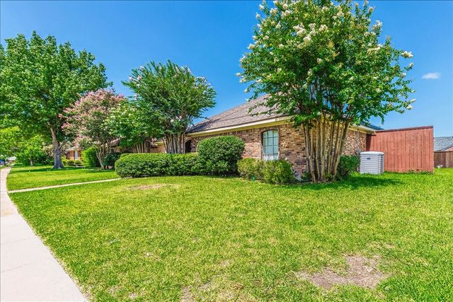 902 N Allen Heights Drive, Allen, TX 75002