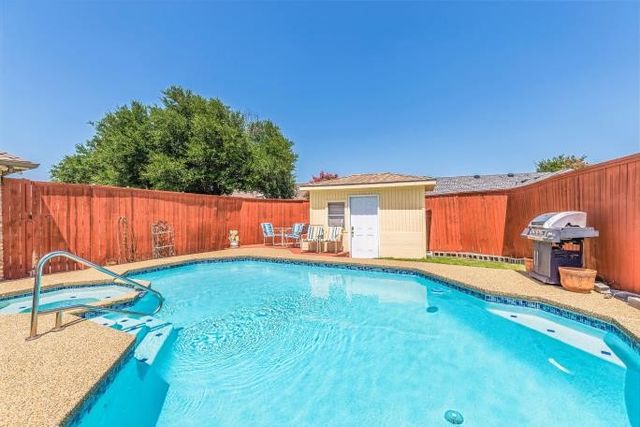 902 N Allen Heights Drive, Allen, TX 75002