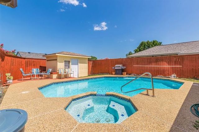 902 N Allen Heights Drive, Allen, TX 75002