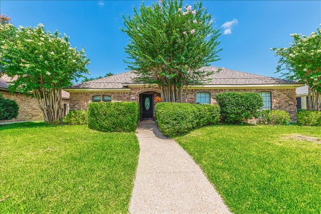 902 N Allen Heights Drive, Allen, TX 75002