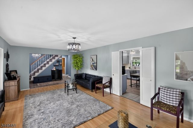 62 Macafee Rd, Franklin Twp., NJ 08873
