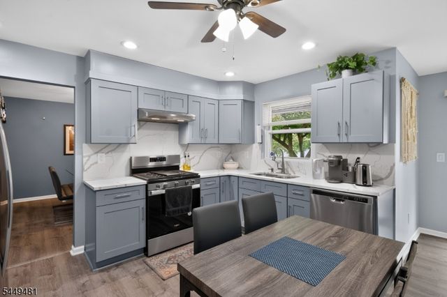 62 Macafee Rd, Franklin Twp., NJ 08873