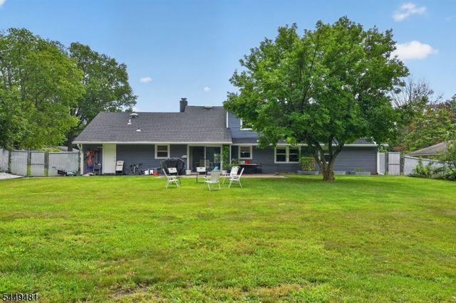 62 Macafee Rd, Franklin Twp., NJ 08873