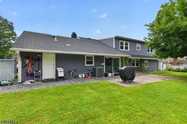 62 Macafee Rd, Franklin Twp., NJ 08873