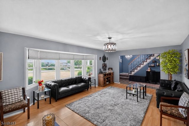 62 Macafee Rd, Franklin Twp., NJ 08873