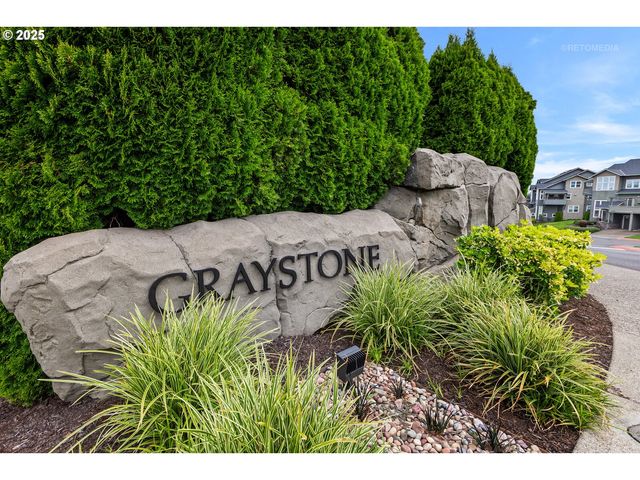 10211 Se BRISTOL Ln, Happy Valley, OR 97086