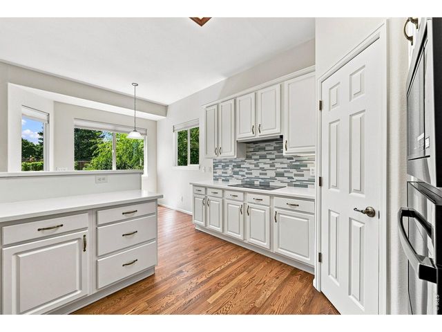 1715 Whitehall Dr, Longmont, CO 80504