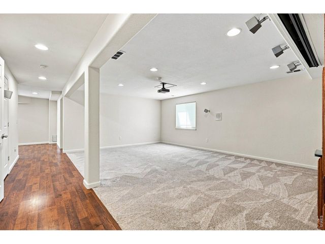 1715 Whitehall Dr, Longmont, CO 80504