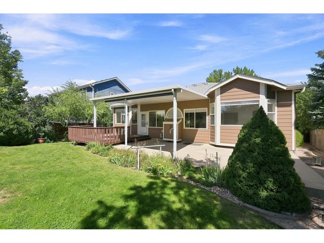 1715 Whitehall Dr, Longmont, CO 80504