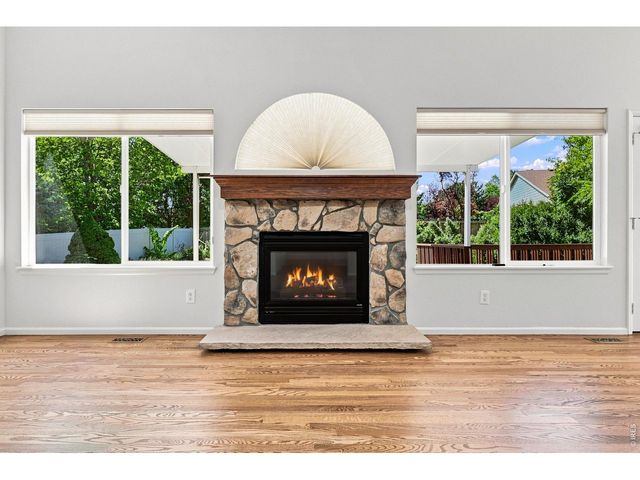 1715 Whitehall Dr, Longmont, CO 80504