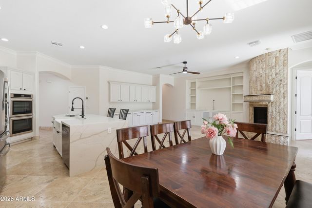 2007 W BLAYLOCK Drive, Phoenix, AZ 85085