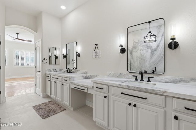 2007 W BLAYLOCK Drive, Phoenix, AZ 85085