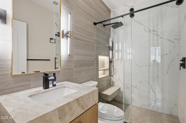 2007 W BLAYLOCK Drive, Phoenix, AZ 85085