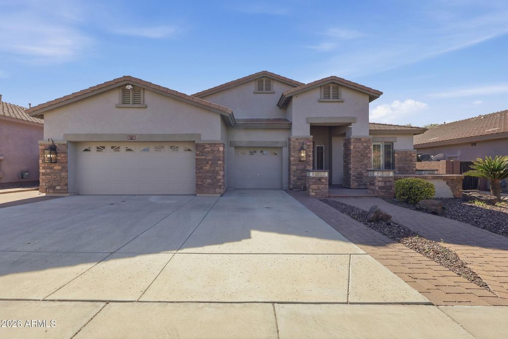 2007 W BLAYLOCK Drive, Phoenix, AZ 85085