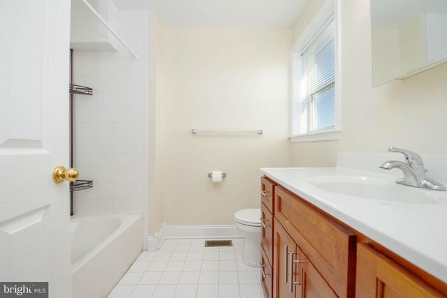 1121 WARD ST, Baltimore, MD 21230