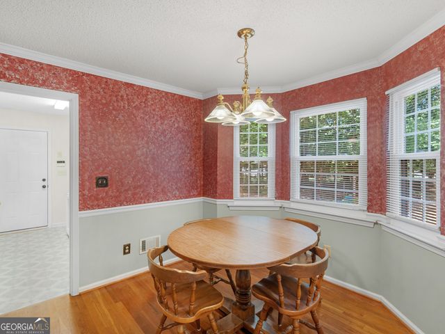 207 Williamsburg Circle, Mcdonough, GA 30253