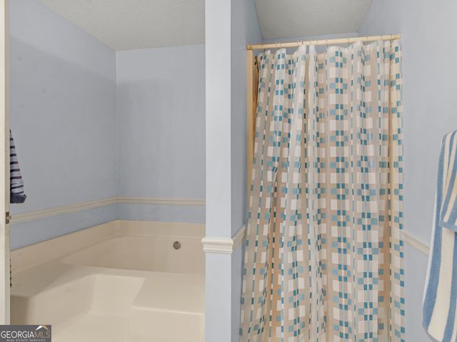 207 Williamsburg Circle, Mcdonough, GA 30253