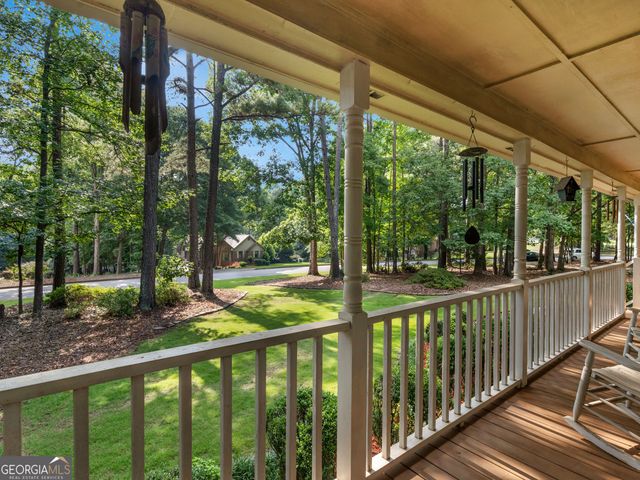 207 Williamsburg Circle, Mcdonough, GA 30253