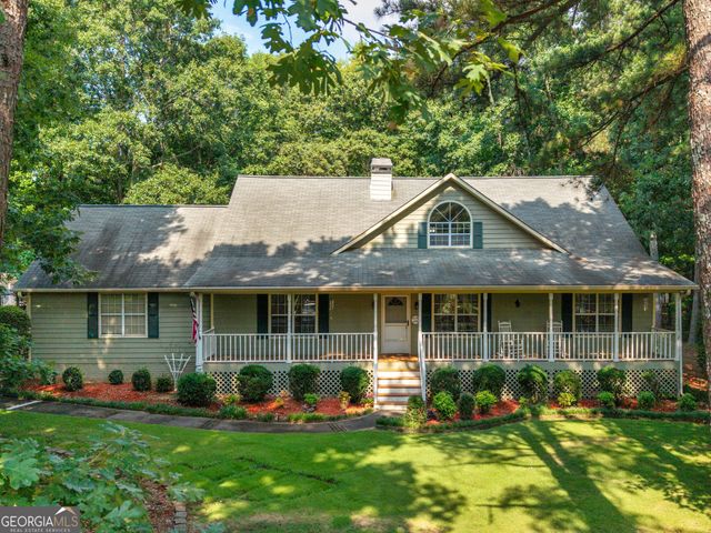 207 Williamsburg Circle, Mcdonough, GA 30253