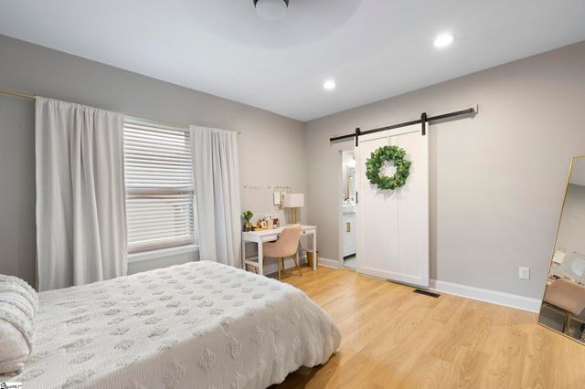 18 Jervey Avenue, Greenville, SC 29607