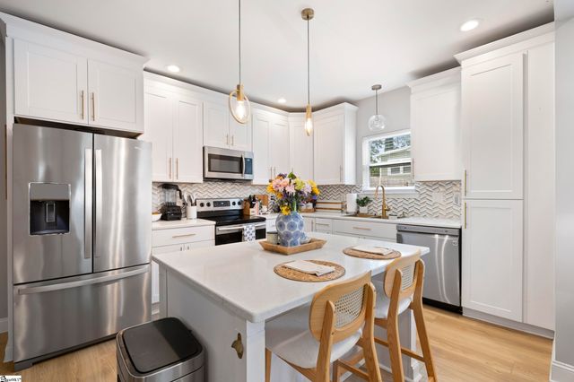 18 Jervey Avenue, Greenville, SC 29607