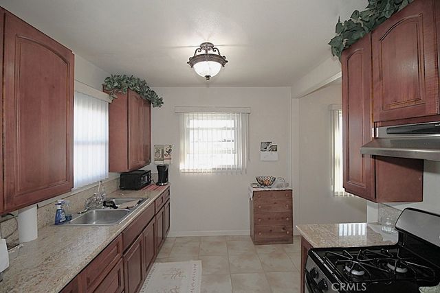 716 S 2nd, Barstow, CA 92311