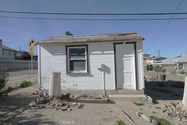 716 S 2nd, Barstow, CA 92311