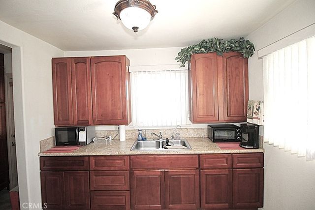 716 S 2nd, Barstow, CA 92311