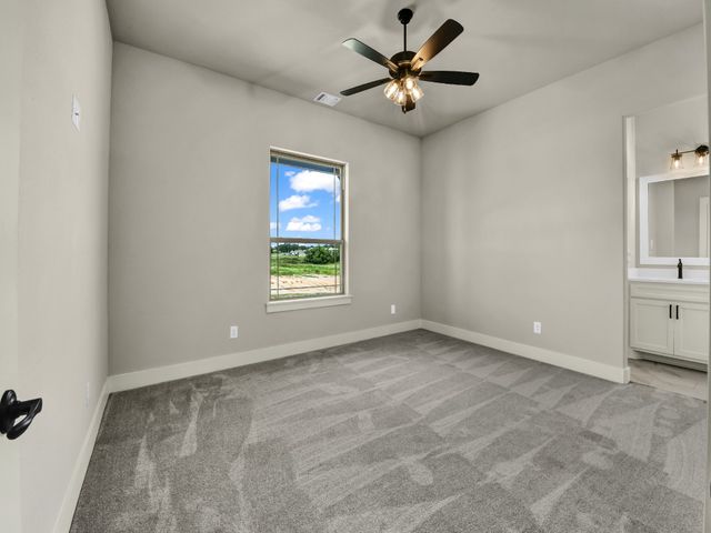 124 Desperado Way, Weatherford, TX 76088