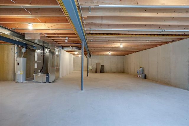 1115 SW 8th Street, Oak Grove, MO 64075