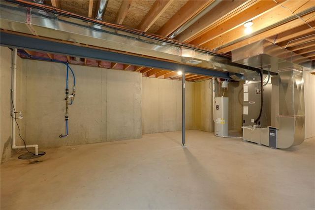 1115 SW 8th Street, Oak Grove, MO 64075