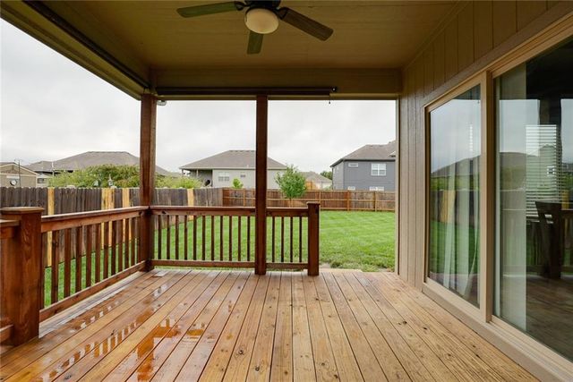 1115 SW 8th Street, Oak Grove, MO 64075
