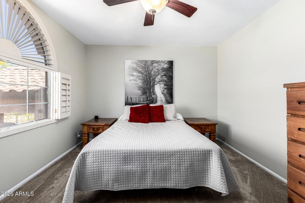 Image 25 of property listing at 1357 W MUIRWOOD Drive, Phoenix, AZ 85045