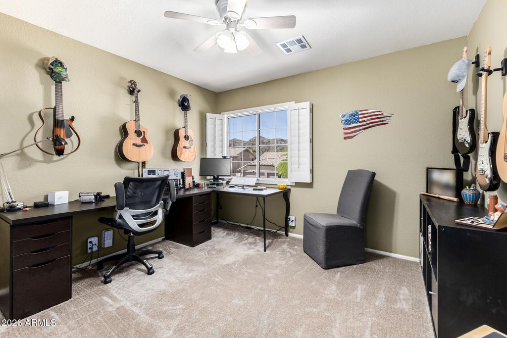 Image 26 of property listing at 1357 W MUIRWOOD Drive, Phoenix, AZ 85045