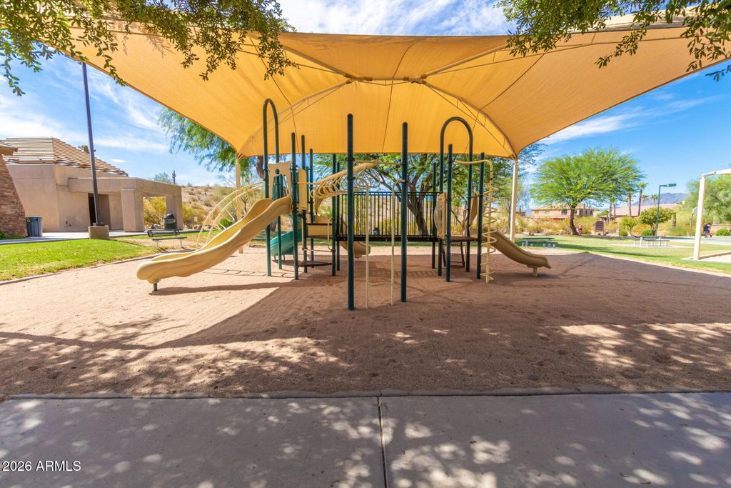 Image 37 of property listing at 1357 W MUIRWOOD Drive, Phoenix, AZ 85045