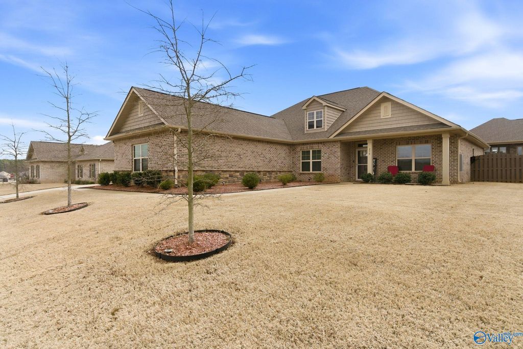 214 Castlepath Drive SW, Madison, AL 35756